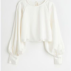 New with tags H&M satin blouse